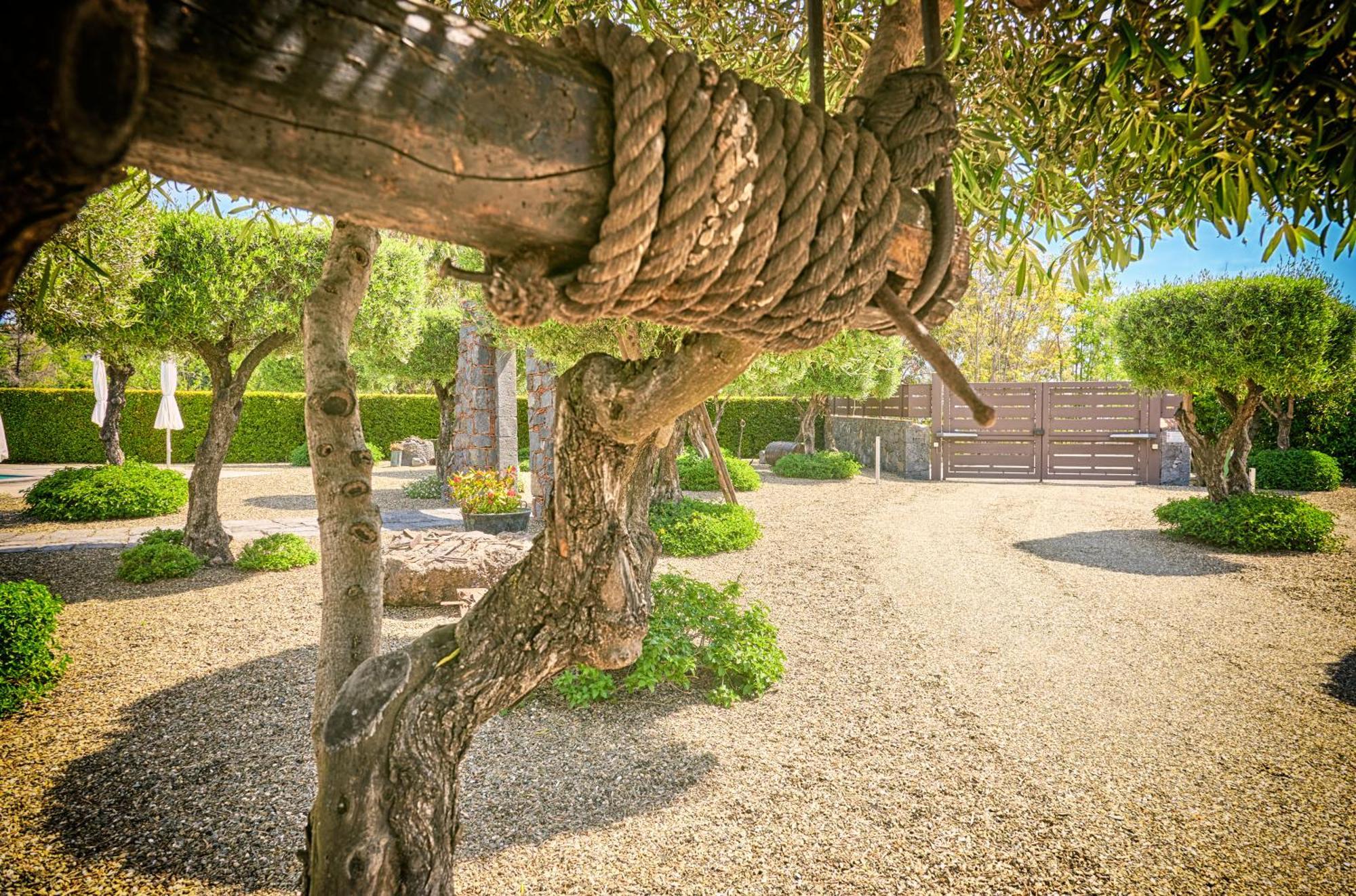 Il Casale Di Monacella Aparthotel Santa Venerina Bagian luar foto