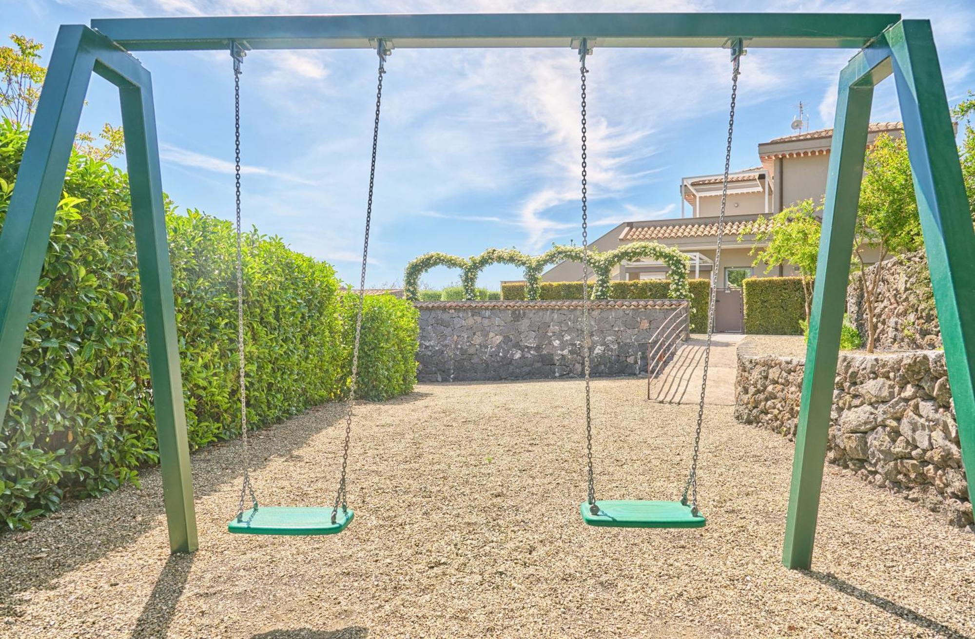 Il Casale Di Monacella Aparthotel Santa Venerina Bagian luar foto